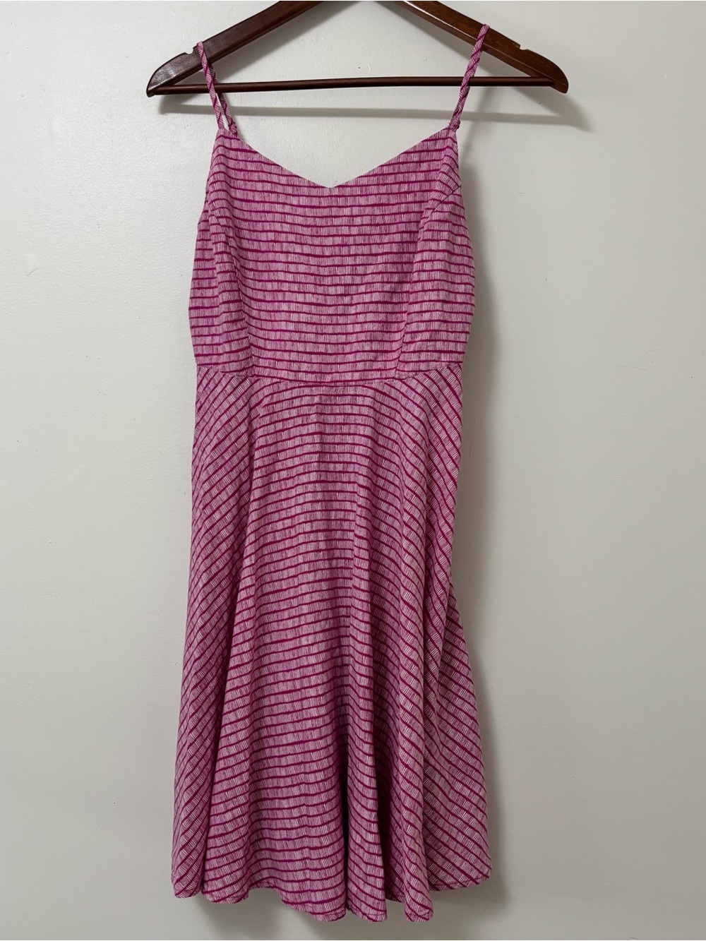 Old Navy Ladies Pink Striped Spaghetti Strap Dress Size Medium
